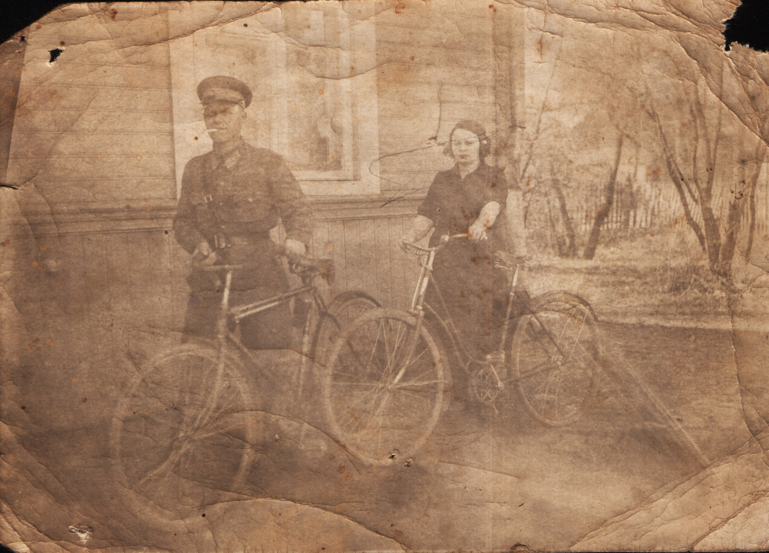 Фотография (Барановичи или Суздаль) 1941г.